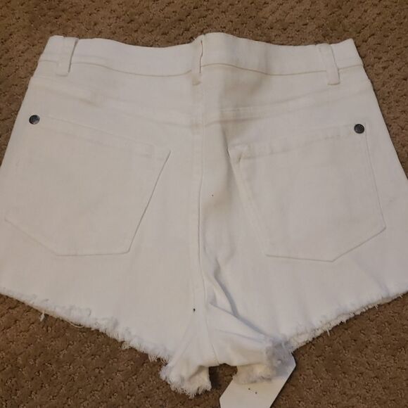 COPY - High waist shorts size 7 - Picture 5 of 8
